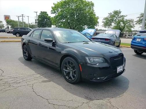 2022 Chrysler 300 S