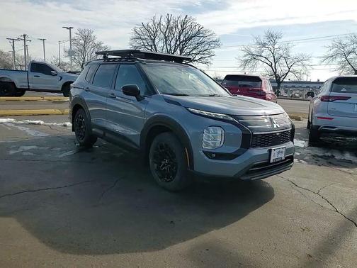 Moonstone 2026 Mitsubishi Outlander Trail Edition 2.5 S-AWC
