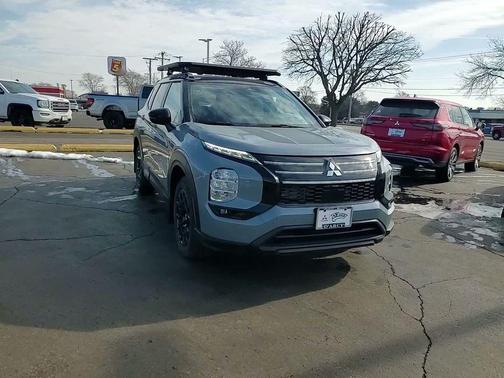 Moonstone 2026 Mitsubishi Outlander Trail Edition 2.5 S-AWC