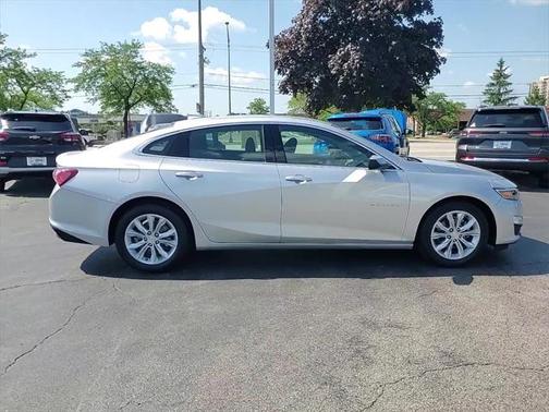 2022 Chevrolet Malibu FWD LT