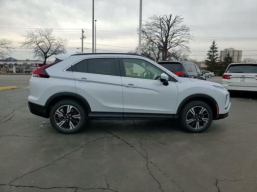 2026 Mitsubishi Eclipse Cross SE