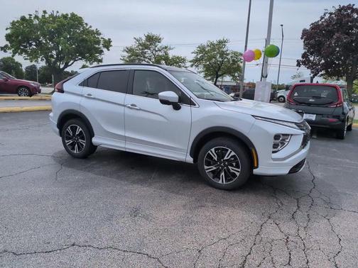 Diamond White 2026 Mitsubishi Eclipse Cross SEL