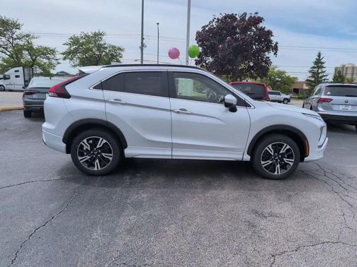 Diamond White 2026 Mitsubishi Eclipse Cross SEL
