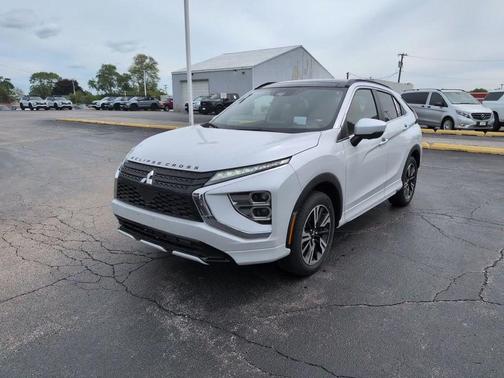 Diamond White 2026 Mitsubishi Eclipse Cross SEL