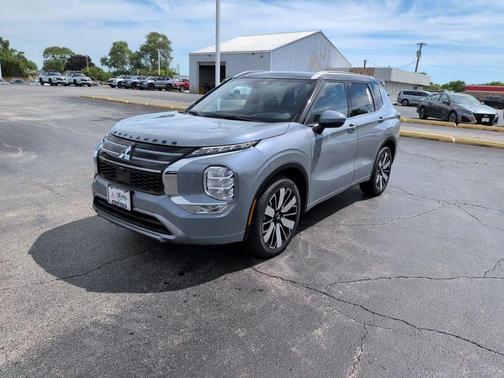 Moonstone 2026 Mitsubishi Outlander SEL S-AWC