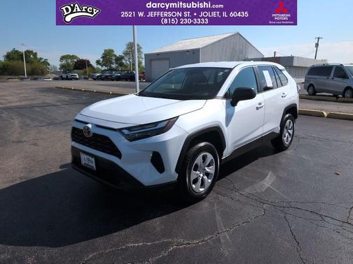 Ice 2024 Toyota RAV4 LE