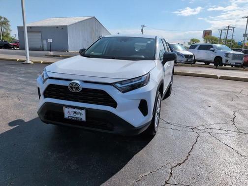 Ice 2024 Toyota RAV4 LE