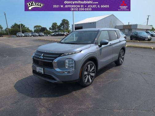 Moonstone 2026 Mitsubishi Outlander SE S-AWC