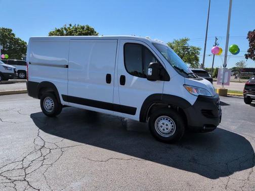 Bright White Clearcoat 2025 RAM ProMaster 2500 Tradesman