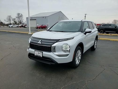 2026 Mitsubishi Outlander ES 2.5 S-AWC