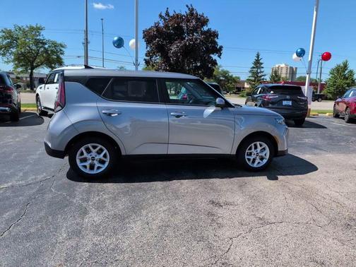 Steel Gray 2025 Kia Soul LX
