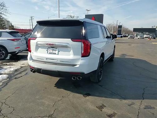 2021 GMC Yukon XL Denali