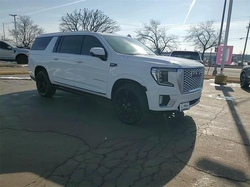 2021 GMC Yukon XL Denali
