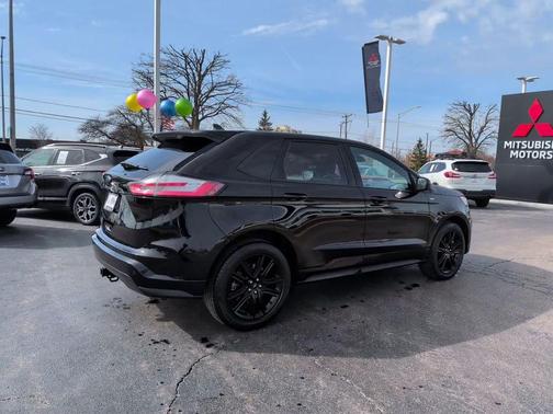 Agate Black Metallic 2022 Ford Edge ST Line