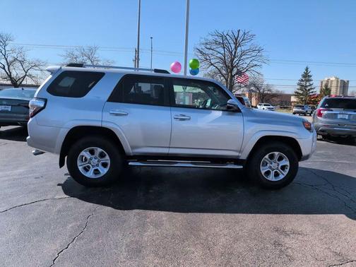 Classic Silver Metallic 2021 Toyota 4Runner SR5 Premium
