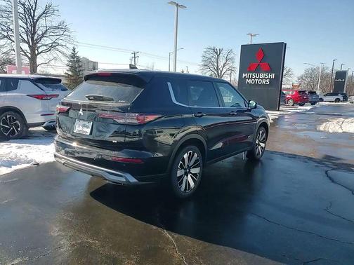 2026 Mitsubishi Outlander SE 2.5 S-AWC