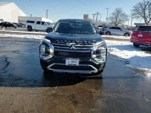 2026 Mitsubishi Outlander SE 2.5 S-AWC