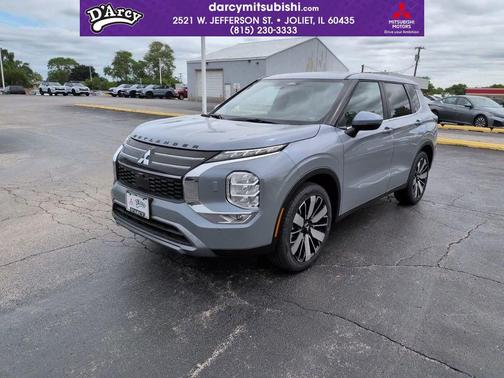 Moonstone 2026 Mitsubishi Outlander SE S-AWC