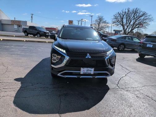 Black Pearl 2026 Mitsubishi Eclipse Cross SE