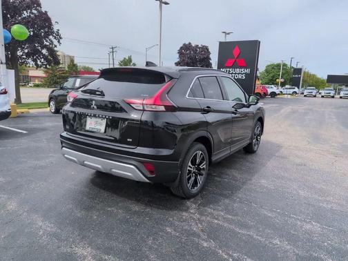 Black Pearl 2026 Mitsubishi Eclipse Cross SE