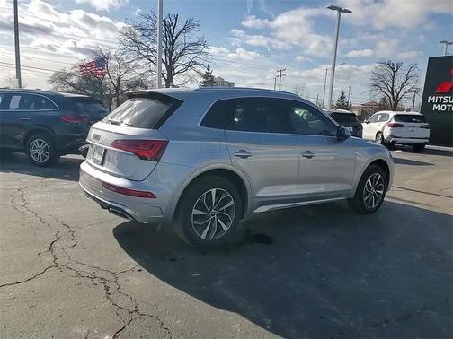 2023 Audi Q5 45 S line Premium Plus