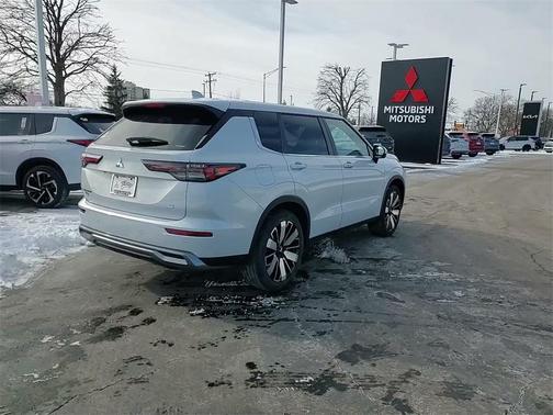 2026 Mitsubishi Outlander SE 2.5 S-AWC