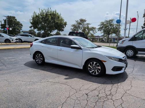 White 2017 Honda Civic EX