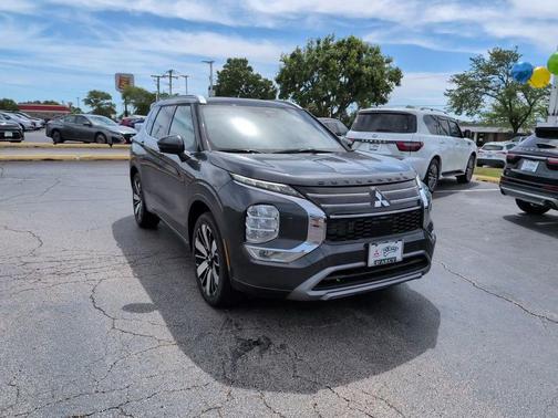 Graphite 2026 Mitsubishi Outlander SEL S-AWC