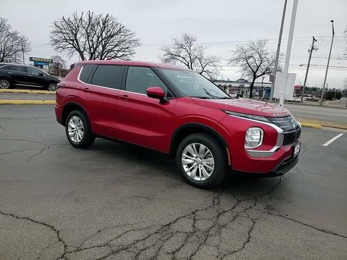 Diamond 2026 Mitsubishi Outlander ES 2.5 S-AWC