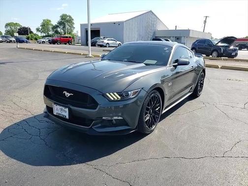 2017 Ford Mustang GT Premium