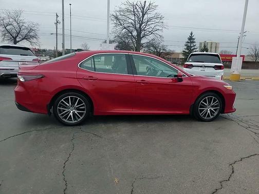 2024 Toyota Camry XLE