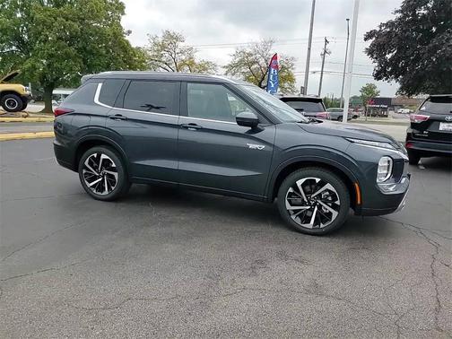 2025 Mitsubishi Outlander PHEV SEL
