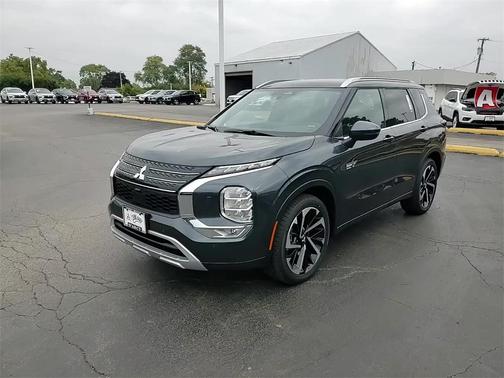 2025 Mitsubishi Outlander PHEV SEL