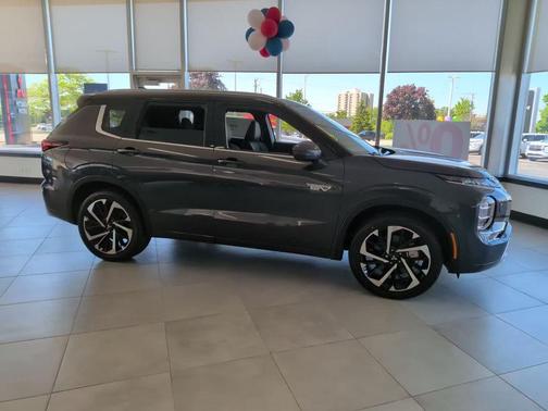 Graphite Gray/Black Roof 2025 Mitsubishi Outlander PHEV SEL