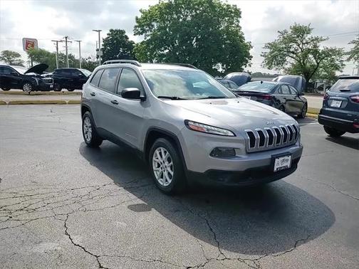 2016 Jeep Cherokee Sport