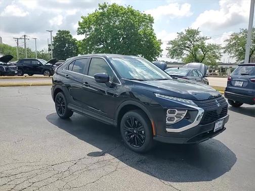2025 Mitsubishi Eclipse Cross LE