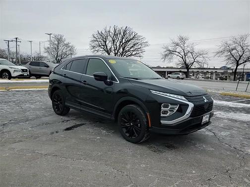 2025 Mitsubishi Eclipse Cross LE