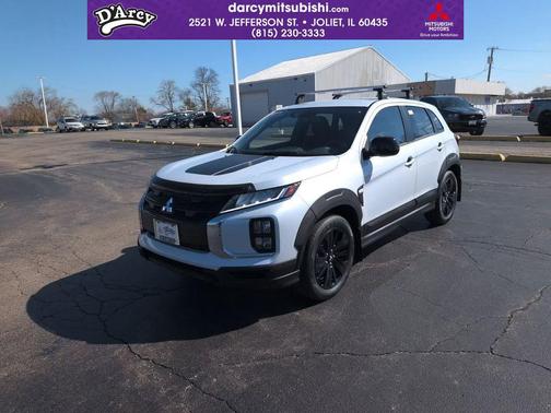 Diamond White 2026 Mitsubishi Outlander Sport 2.0 LE