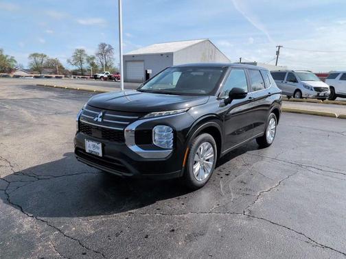 Black Diamond 2026 Mitsubishi Outlander ES 2.5 S-AWC