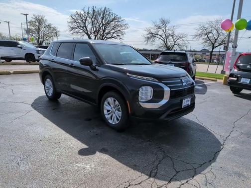 Black Diamond 2026 Mitsubishi Outlander ES 2.5 S-AWC