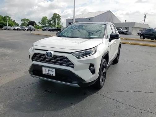 2019 Toyota RAV4 Hybrid SE