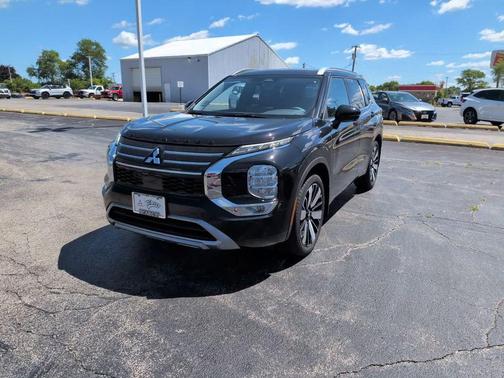 Black Pearl 2026 Mitsubishi Outlander SEL