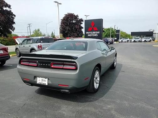 2023 Dodge Challenger SXT