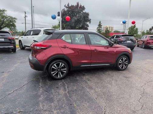 Cayenne Red 2020 Nissan Kicks SR