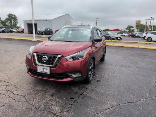 Cayenne Red 2020 Nissan Kicks SR