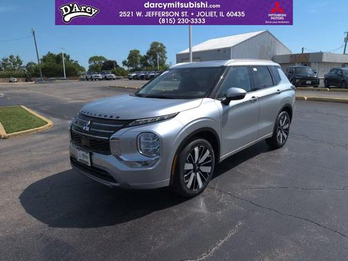Alloy Silver Metallic 2026 Mitsubishi Outlander SEL S-AWC