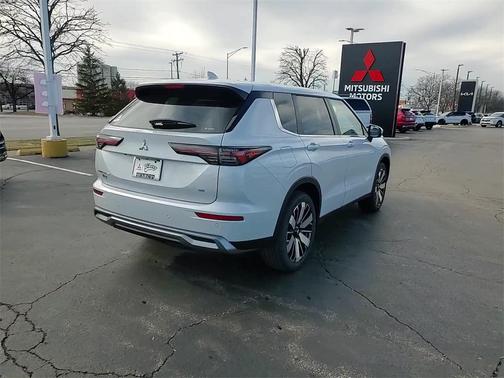 2026 Mitsubishi Outlander SE 2.5 S-AWC