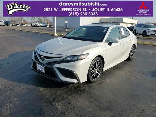 2022 Toyota Camry SE