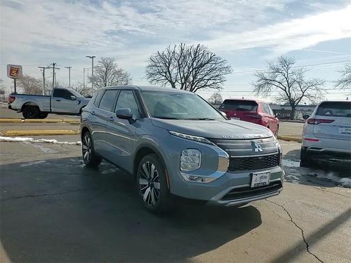 2026 Mitsubishi Outlander SE 2.5 S-AWC