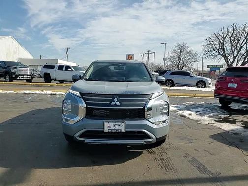 2026 Mitsubishi Outlander SE 2.5 S-AWC